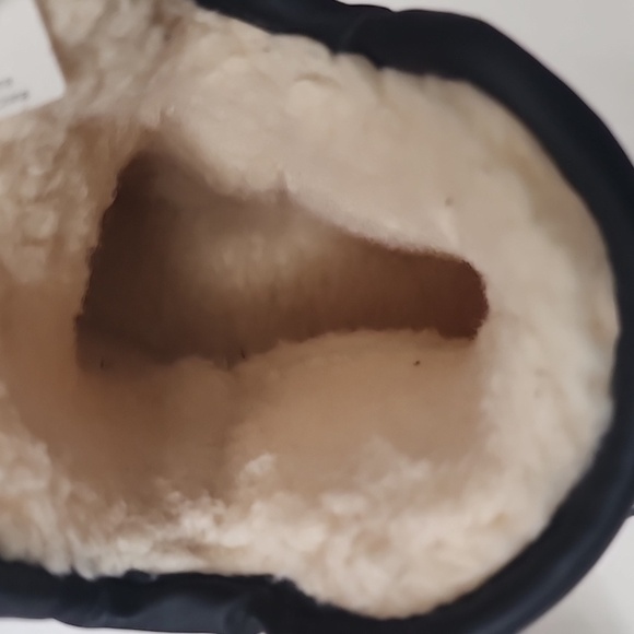 Time and Tru Women’s Winter Boots with Faux Sherpa Lining 6 Tan - Picture 7 of 11